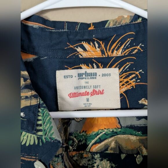 Urban Pipeline DINOSAURS ALL OVER PRINT SHIRT SZ Men's Medium So Soft - Picture 3 of 6